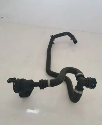 BMW X3 E83 Engine coolant pipe/hose 3422606