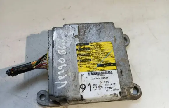 Toyota Corolla Verso AR10 Airbag control unit/module 891700F032 213819107 19961010F8