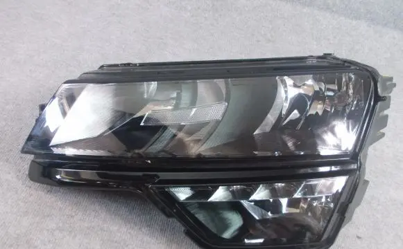 Skoda Karoq Headlight/headlamp
