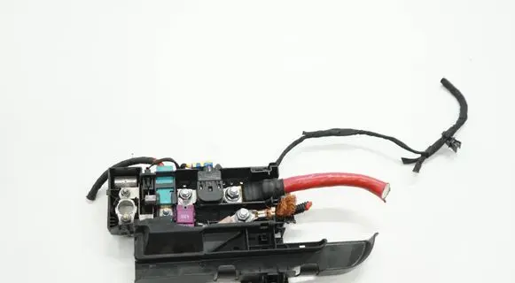 Volvo S90, V90 Positive cable (battery)
