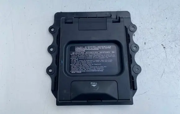 Lexus IS 220D-250-350 Trunk separation 7286053060