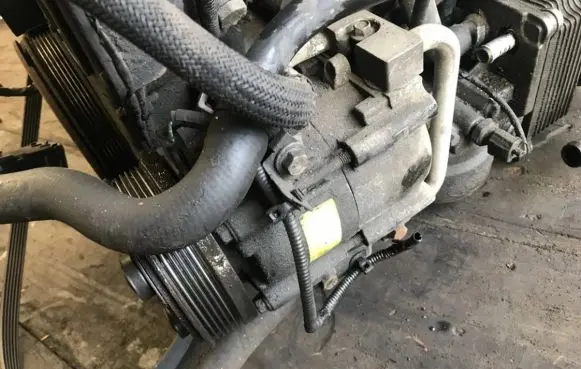 Ford Mondeo Mk III Air conditioning (A/C) compressor (pump)