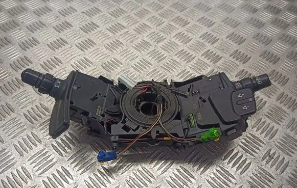 Renault Clio III Headlight wiper switch 88102002304