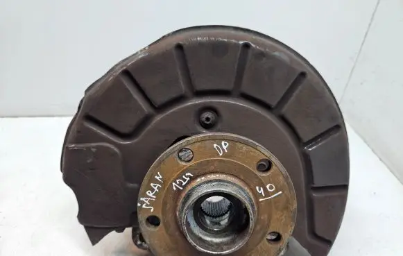 Volkswagen Sharan Front wheel hub