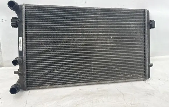 Coolant radiator