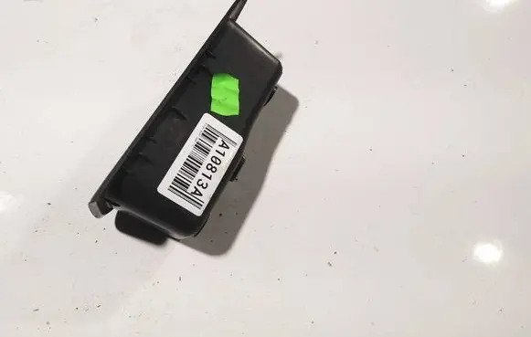 Suzuki Swift I Glove box 0010115196240