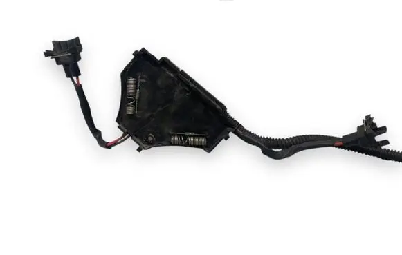 Opel Vectra C Coolant fan relay 1379131