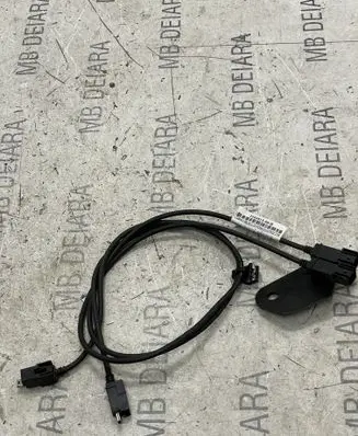 Tesla Model S USB socket connector 100481508B