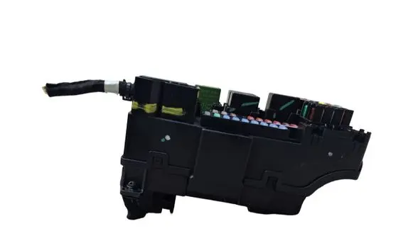 Opel Mokka Fuse module 13500116