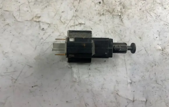 Opel Zafira A Brake pedal sensor switch 09132299 09175172 09175185