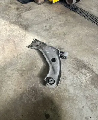 Opel Grandland X Front lower control arm/wishbone