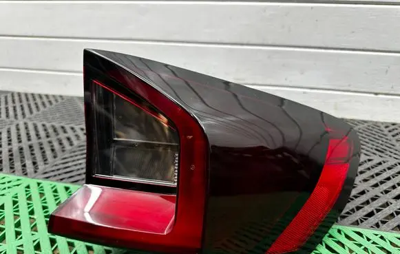 BMW X1 U11 Rear/tail lights 9465352 F03860000F 000572