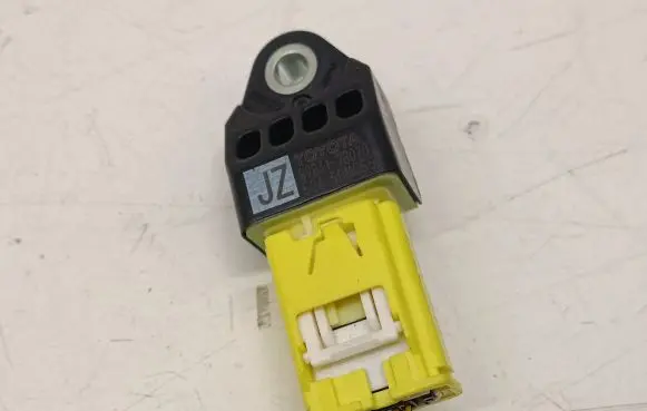 Lexus NX Airbag deployment crash/impact sensor 8983178020