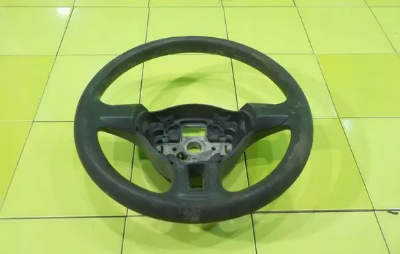 Volkswagen Golf VI Steering wheel WP135