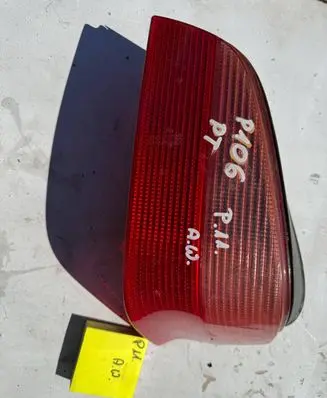 Peugeot 106 Rear/tail lights 
