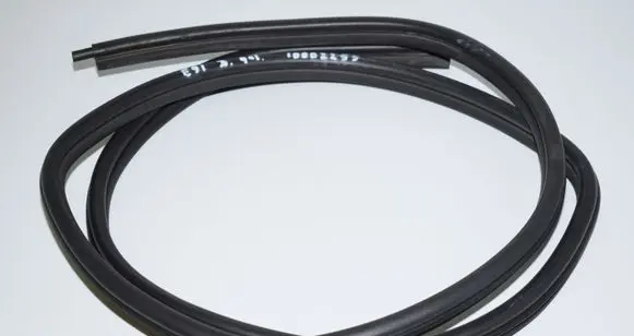 Rubber seal rear door