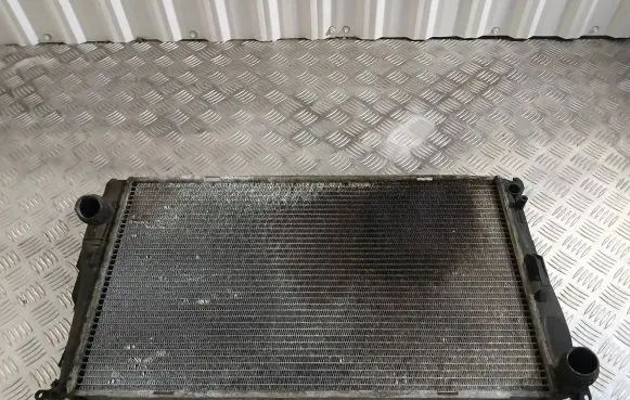 BMW 3 E90 E91 Coolant radiator 7788898 ENB55U 4099926