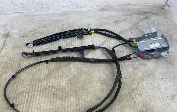 BMW 5 F10 F11 Curtain motor 7232773
