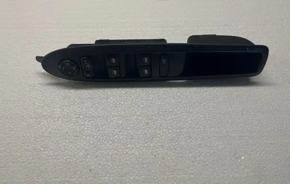 Citroen C4 II Electric window control switch 96657050ZD 30170381 520939276