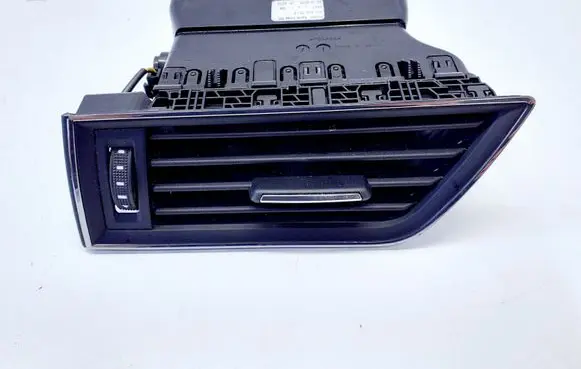 Skoda Superb B8 (3V) Dashboard air vent grill cover trim 3V0819701C