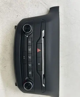 Peugeot 308 Climate control unit 96777653ZD
