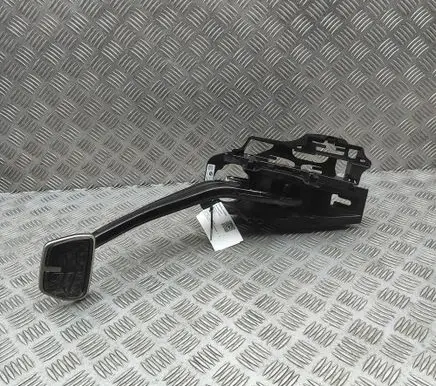 BMW X6 G06 Brake pedal 6874279 9505268