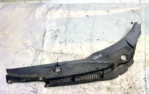 Alfa Romeo 147 Wiper trim 46558849