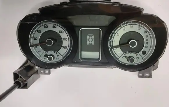 Mitsubishi Pajero Speedometer (instrument cluster) 8100A620 0T32351 1101850413688