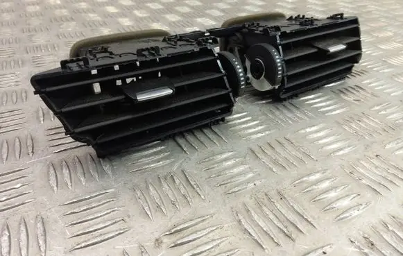 BMW X1 F48 F49 Dash center air vent grill 9292741