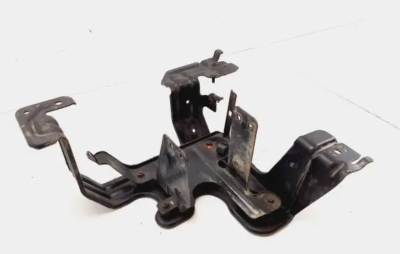 Volkswagen Transporter - Caravelle T5 Webasto auxiliary heater mount bracket 