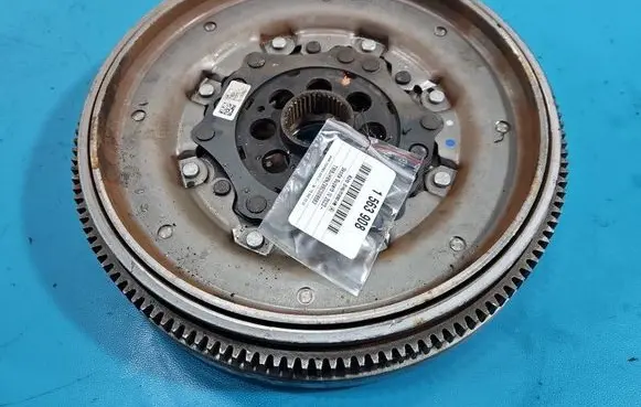 Skoda Superb B9 Dual mass flywheel 05L105266J IMPRK1563908