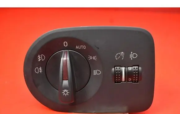 Seat Ibiza IV (6J,6P) Light switch