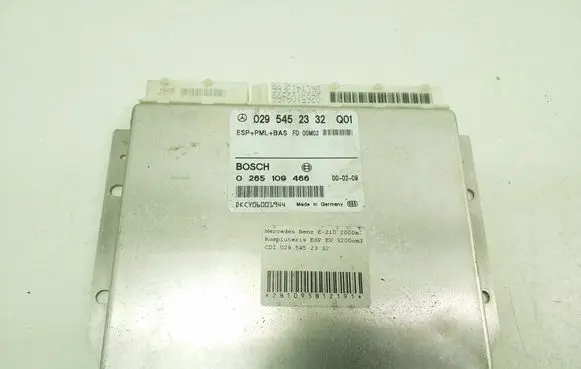 Mercedes-Benz E W210 ESP (stability system) control unit A0295452332