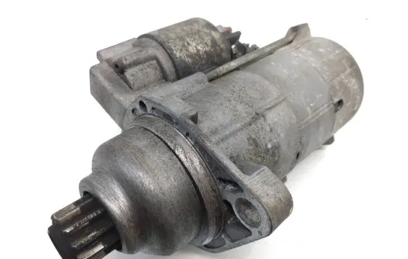 Skoda Octavia Mk2 (1Z) Starter motor 02M911023N