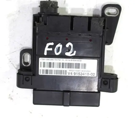 BMW 5 F10 F11 Fuel distributor 9153418