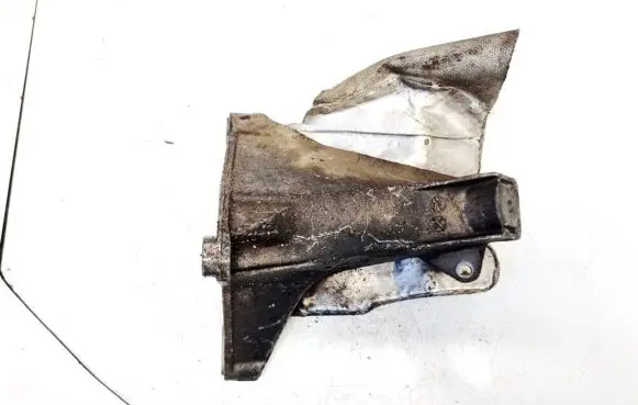 Audi A4 S4 B5 8D Engine mounting bracket 8d0199308l