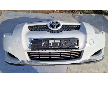 Toyota Auris 150 Front bumper