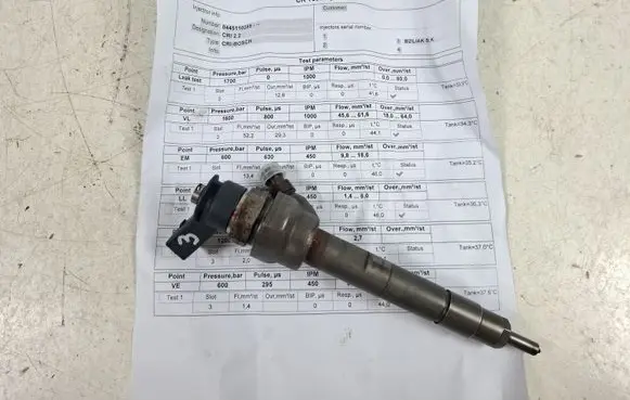 BMW 3 E90 E91 Fuel injector 0445110289