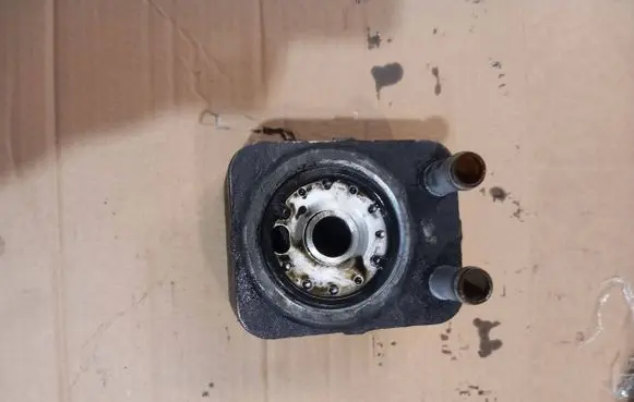 Seat Altea XL Oil filter mounting bracket