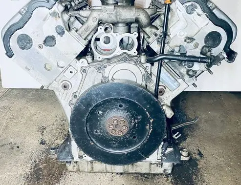 Volkswagen Touareg I Engine AYH 07Z100031A