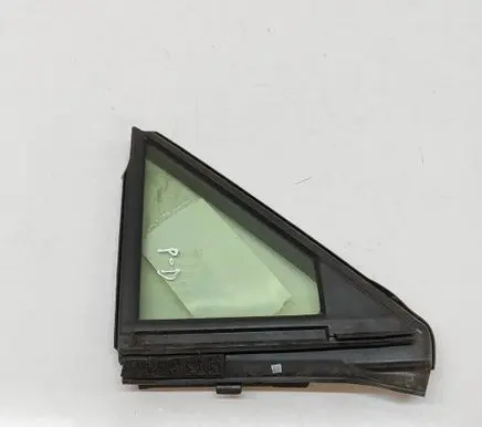 Toyota RAV 4 (XA50) Front door vent window glass four-door 6812542020
