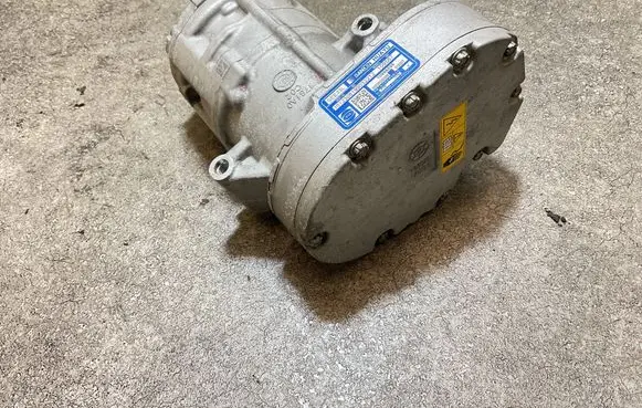 MG MG4 ev Air conditioning (A/C) compressor (pump) 10966599 109567 00008240306
