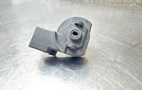 Opel Vectra B Ignition lock contact 90505912 90508676