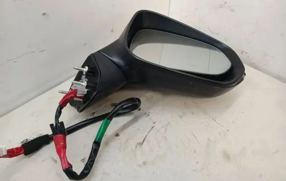Lexus RX 450H Front door electric wing mirror G6311