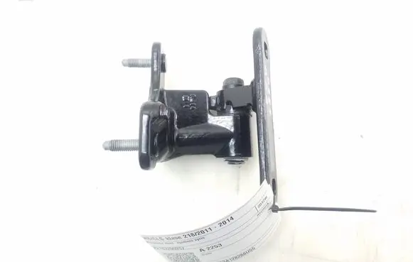 Mercedes-Benz CLS C218 X218 Front door lower hinge A2187200937