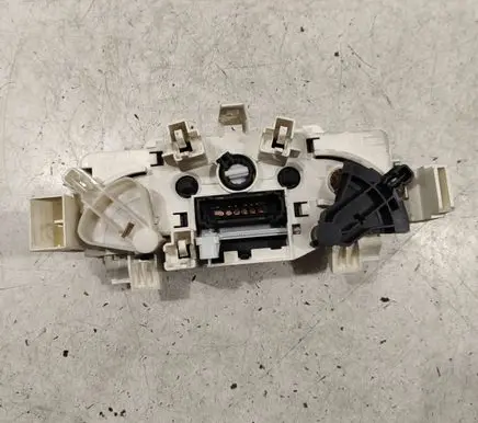 Citroen C3 Climate control unit 69300002