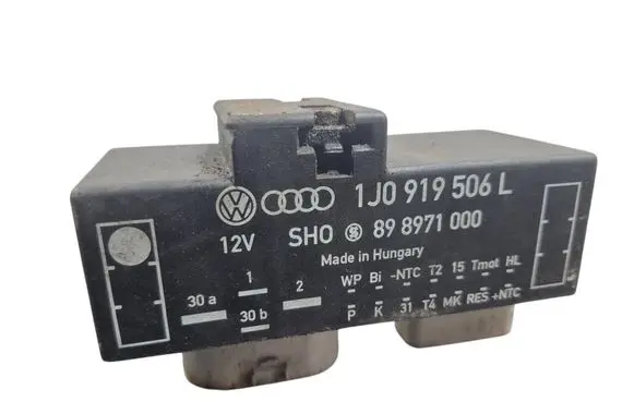 Audi A3 S3 8L Coolant fan relay 1J0919506L 898971000