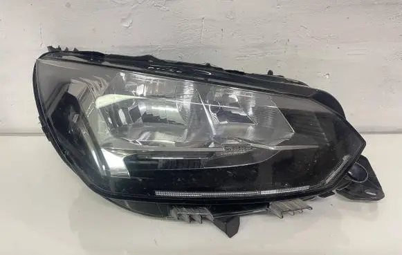 Peugeot 208 Headlight/headlamp 9823193880 73282040 7328204004GM