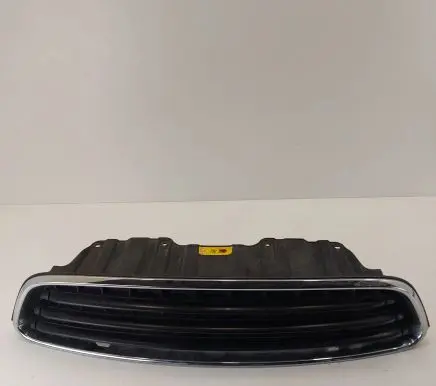 Mini Cooper Countryman R60 Front bumper upper radiator grill 9801581