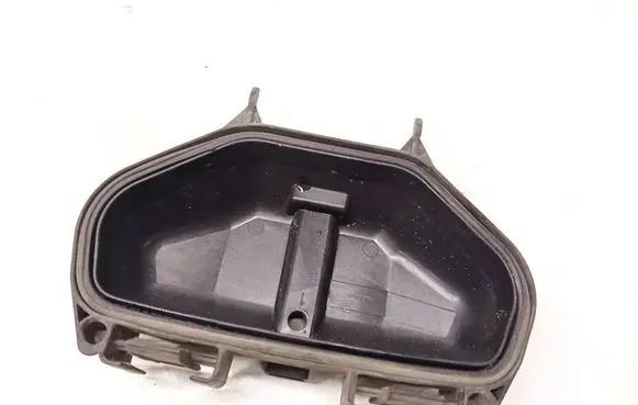 Audi A4 S4 B5 8D Headlight/headlamp dust cover 1305219063